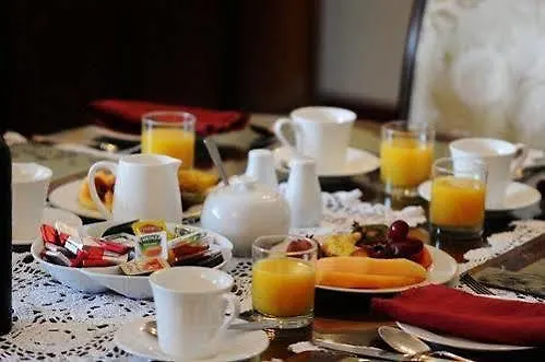 Ainslie Manor Bed And Breakfast Redcliffe Bed & Breakfast